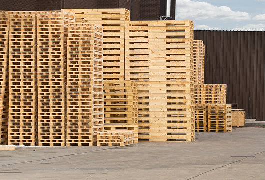 NEW-WOODEN-PALLET